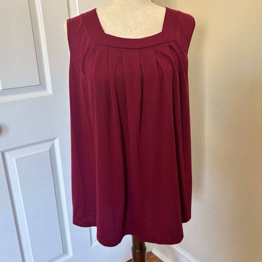 BloomChic Red Plicated Square Neck Tank Top size 18-20